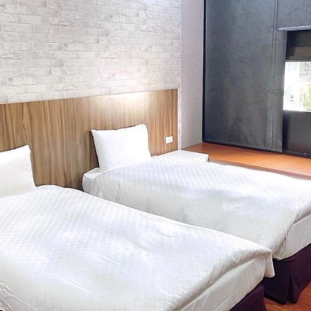 Lan Yin Tie Dao Hotel Тайнань Екстер'єр фото