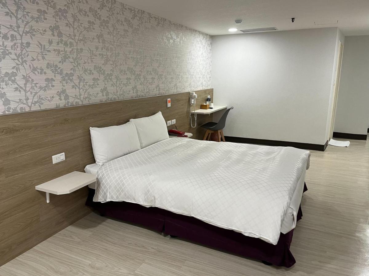 Lan Yin Tie Dao Hotel Тайнань Екстер'єр фото