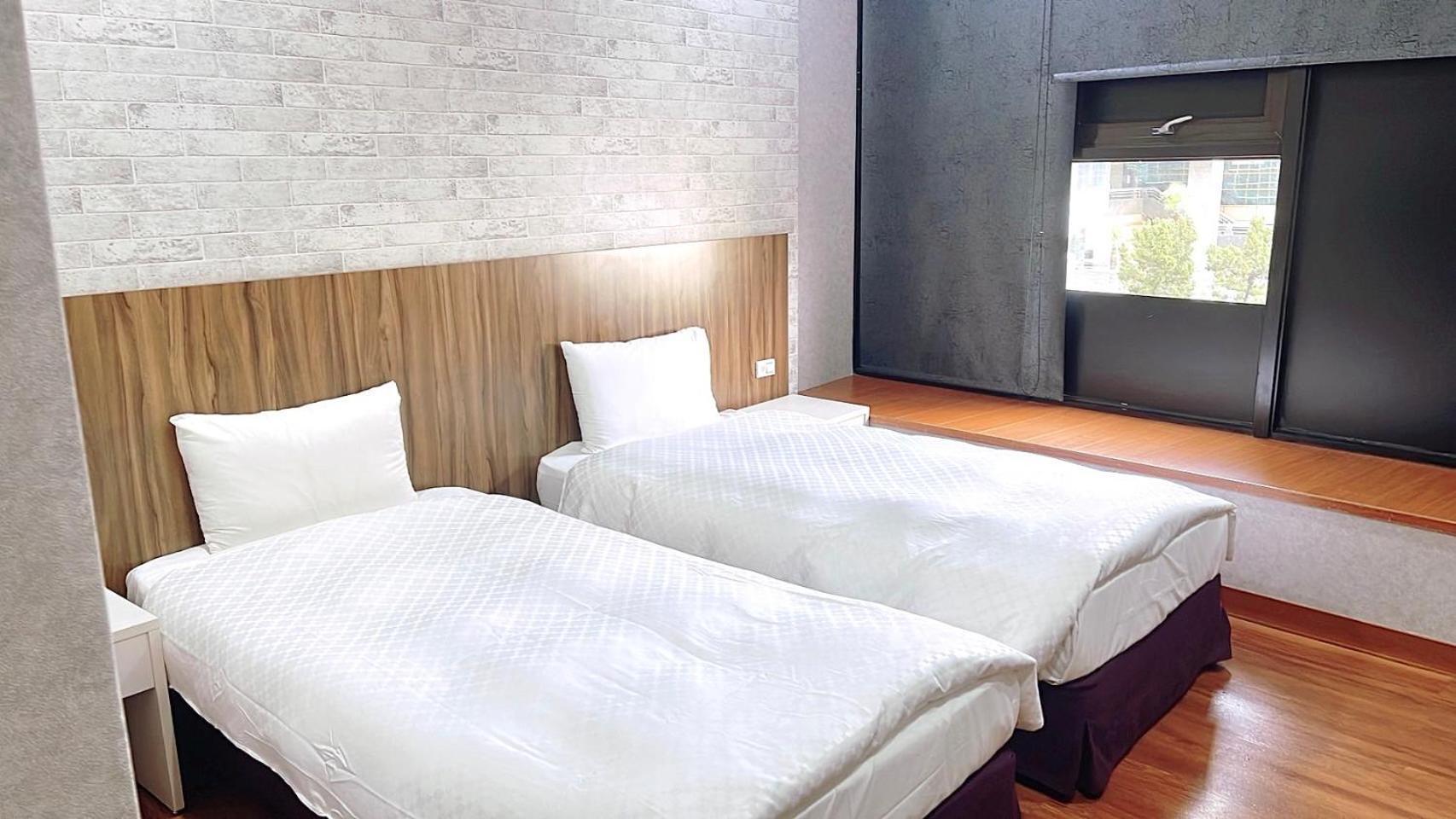Lan Yin Tie Dao Hotel Тайнань Екстер'єр фото